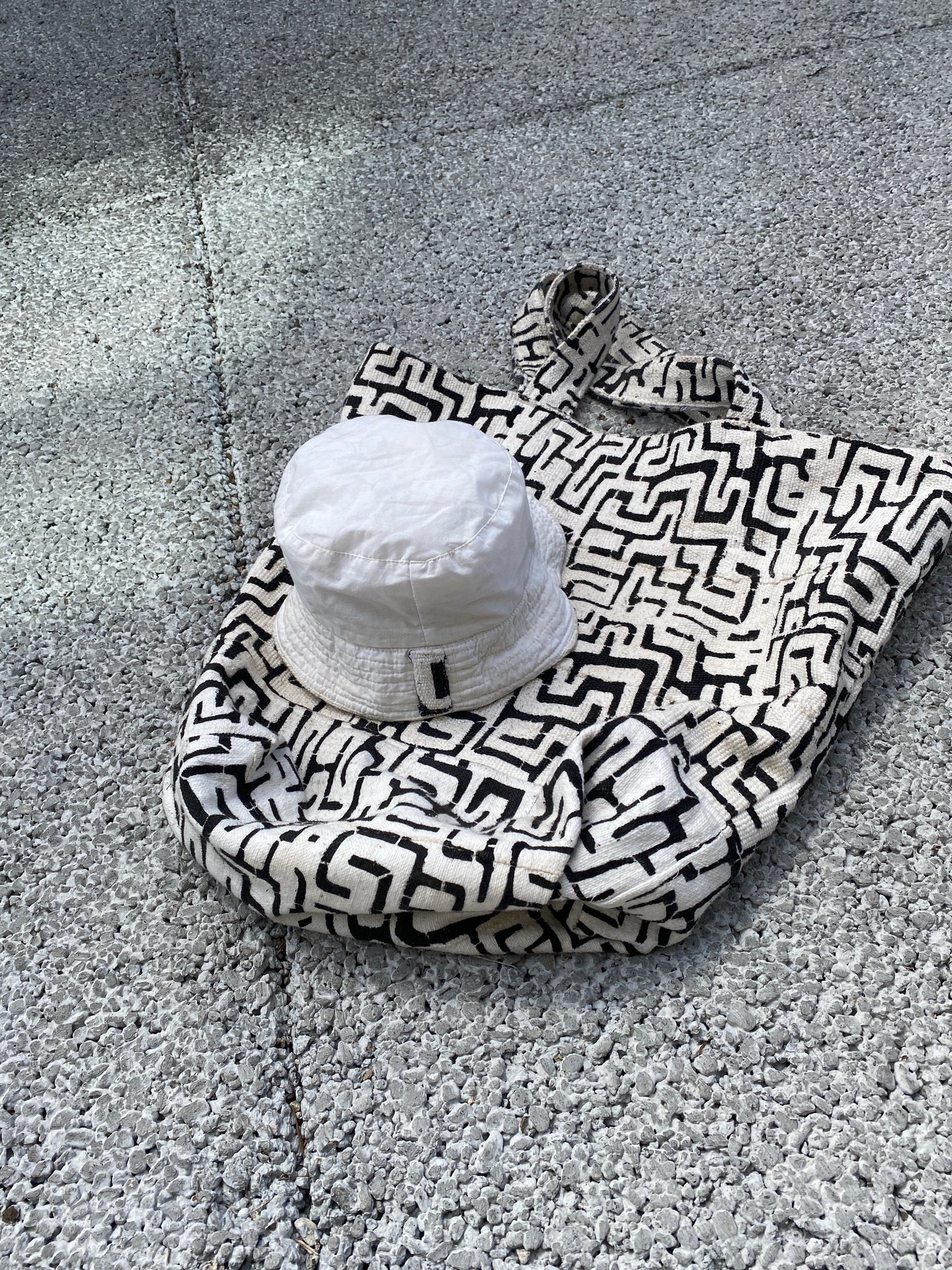 Le Reversible Bucket Hat